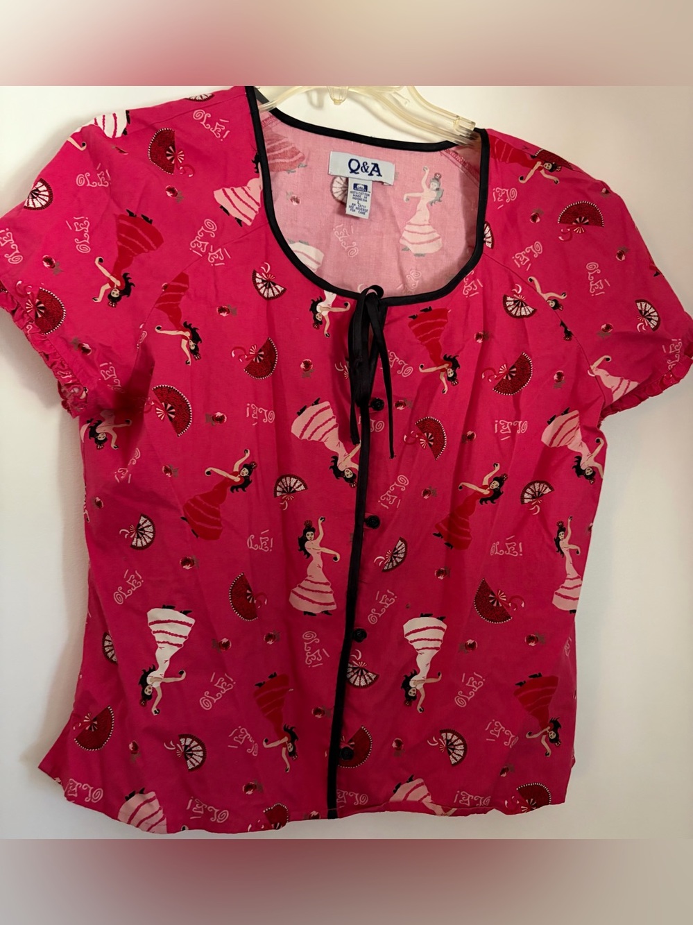 Women’s Pink Flamenco-Print Short Sleeve Blouse with tie closures